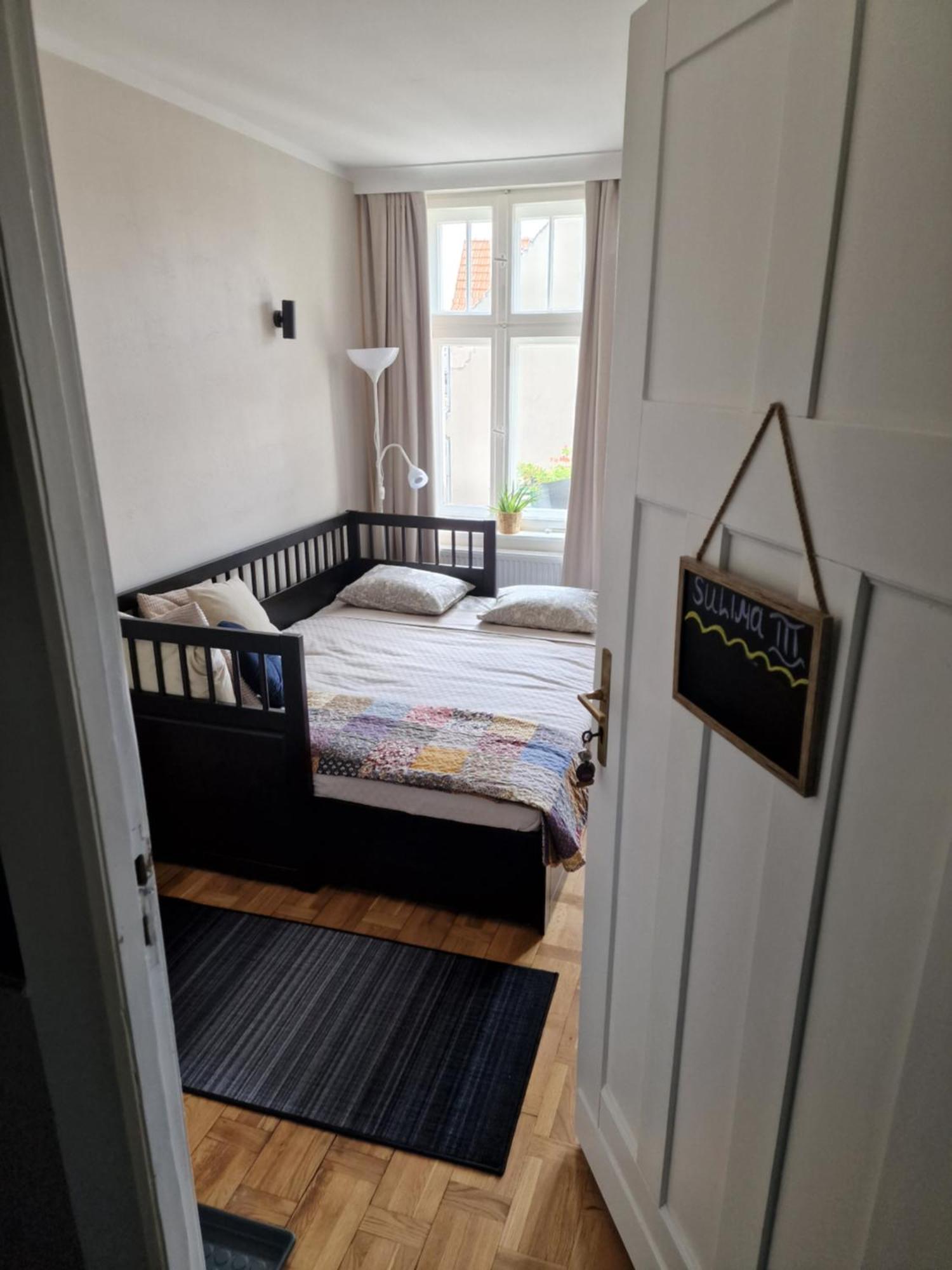 Klimatyczny Apartament Na Bydgoskim Przedmiesciu Torun Luaran gambar